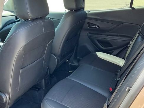 Used 2019 Buick Encore Preferred AWD/4WD image 5