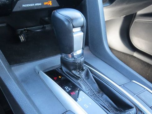 Used 2020 Honda Civic Sport image 19