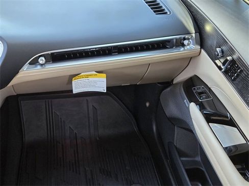 New 2025 Cadillac Lyriq Luxury image 15