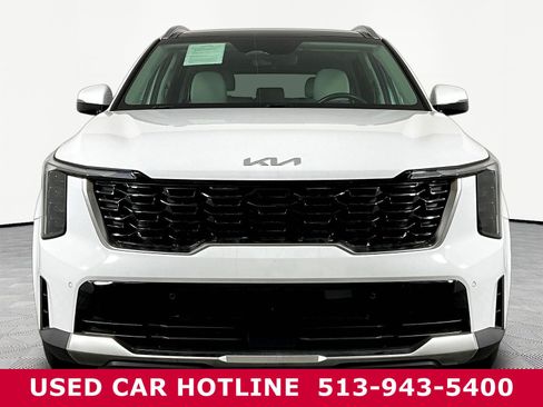 Certified 2024 Kia Sorento S w/ Panoramic Sunroof Package FWD image 2