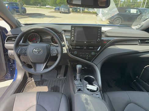 Used 2024 Toyota Camry XSE w/ Navigation Package FWD image 7