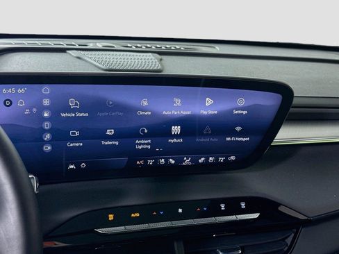 Used 2026 Buick Enclave Avenir w/ Super Cruise Package AWD/4WD image 8