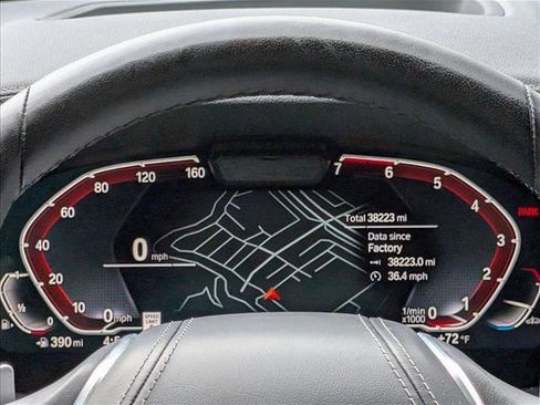 Certified 2022 BMW 750i xDrive image 11