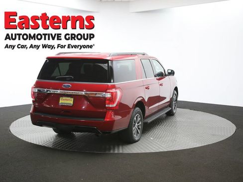 Used 2021 Ford Expedition Max XLT image 40