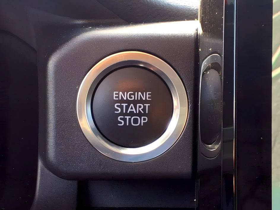 Certified 2025 Toyota 4Runner Limited AWD/4WD image 20