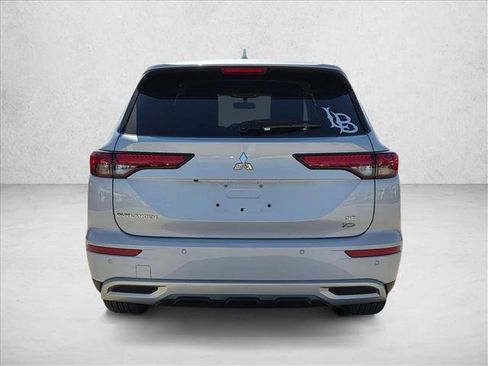 Used 2024 Mitsubishi Outlander SE image 7
