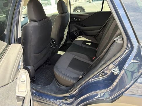 Certified 2025 Subaru Outback Premium AWD/4WD image 9