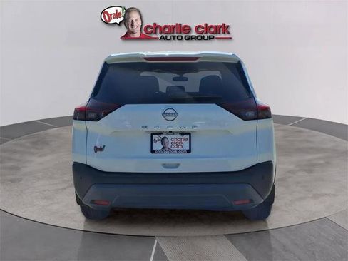 Certified 2023 Nissan Rogue S image 4