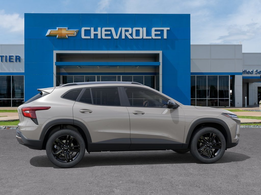 New 2026 Chevrolet Trax ACTIV w/ Driver Confidence Package FWD image 5