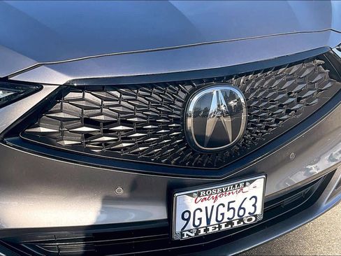 Used 2023 Acura MDX A-Spec image 32