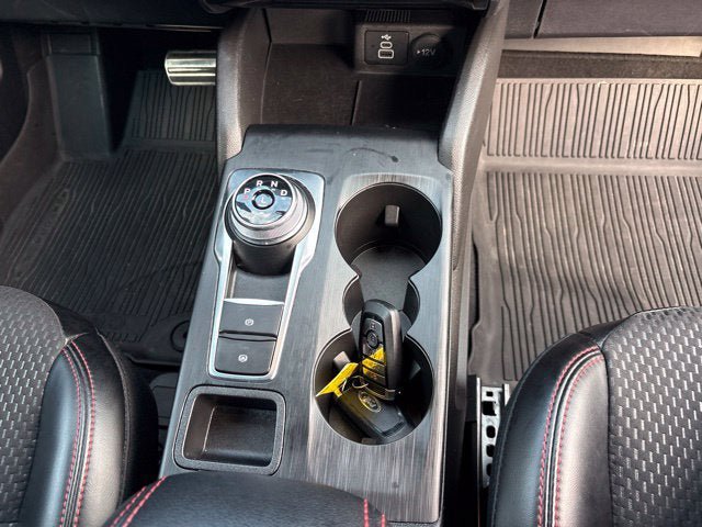Used 2024 Ford Escape ST-Line w/ Tech Pack #1 AWD/4WD image 10