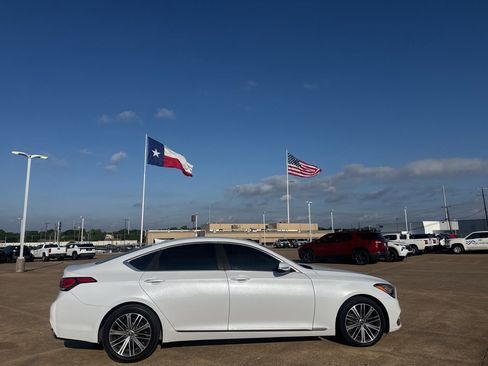 Used 2019 Genesis G80 3.8 RWD image 27