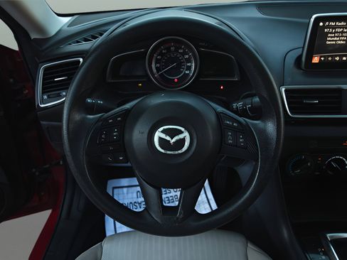 Used 2016 MAZDA MAZDA3 i Sport FWD image 24
