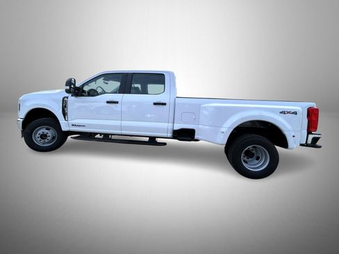 New 2026 Ford F350 XL image 8