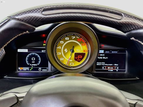 Used 2018 Ferrari 488 Spider RWD image 17