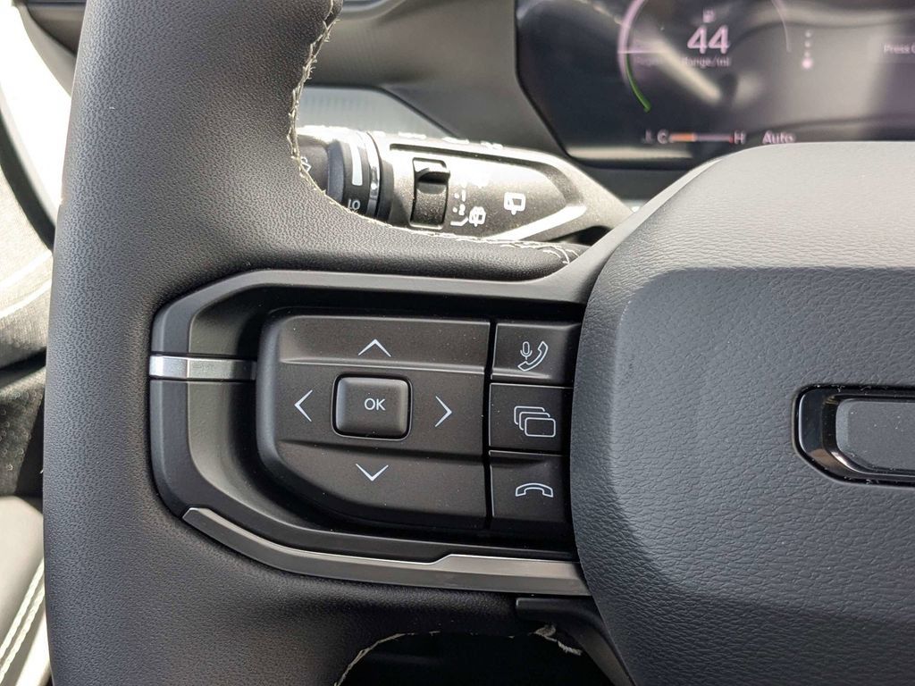 New 2026 Jeep Cherokee Laredo AWD/4WD image 22