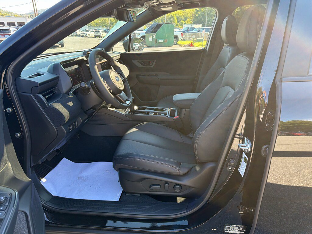 New 2026 Subaru Outback Limited AWD/4WD image 17