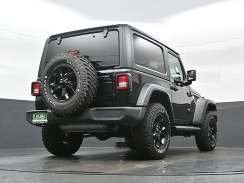 Used 2021 Jeep Wrangler Sport AWD/4WD image 31