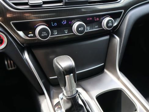 Used 2021 Honda Accord Sport image 15