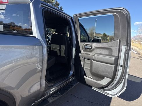 Used 2022 GMC Sierra 1500 AT4 w/ AT4 Preferred Package image 22