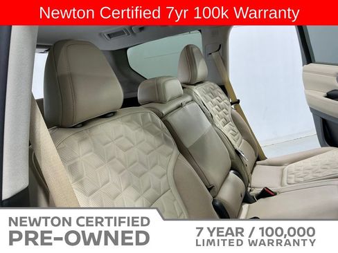 Used 2025 Nissan Armada Platinum Reserve AWD/4WD image 40