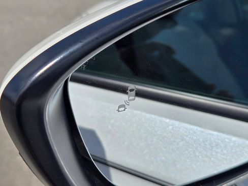 Used 2023 Honda Accord EX image 16