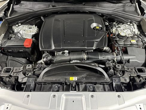 Used 2022 Jaguar F-PACE S image 35