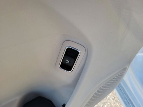 Certified 2025 Mercedes-Benz CLA 250 image 13