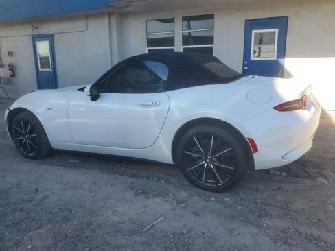 Used 2024 MAZDA MX-5 Miata Grand Touring w/ Weather Package image 2