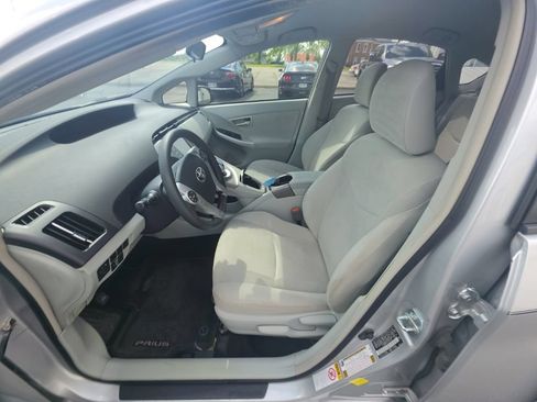Used 2015 Toyota Prius Three FWD image 14