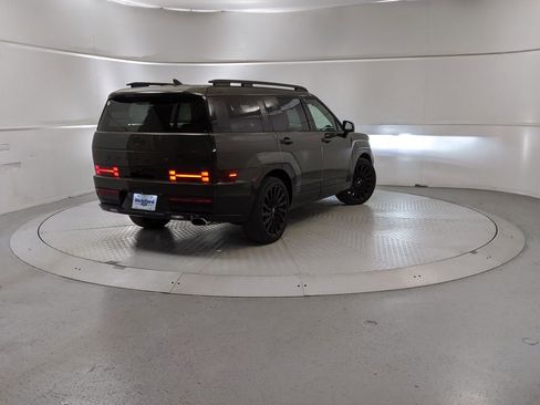 Used 2024 Hyundai Santa Fe Calligraphy image 3