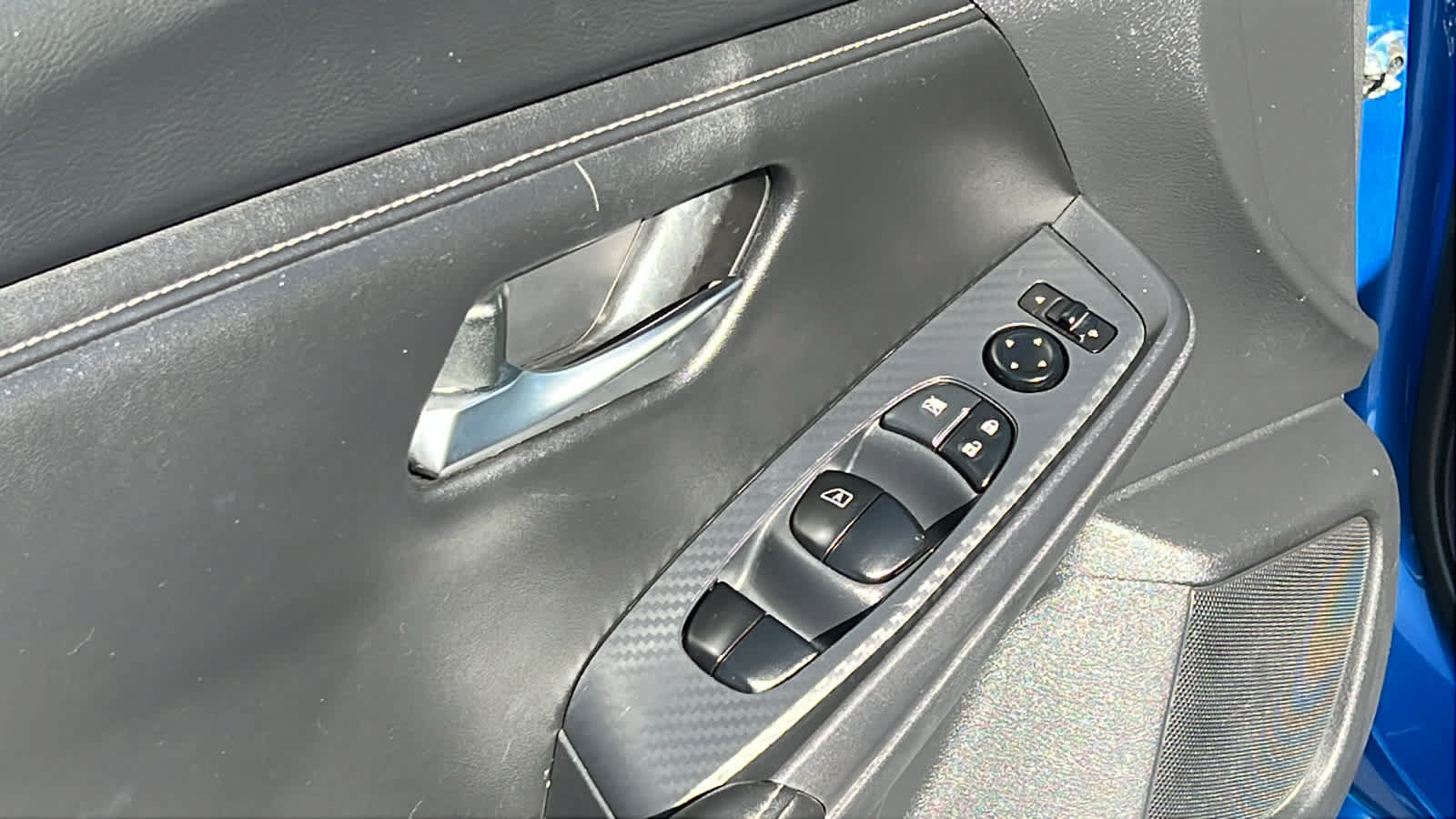 Used 2024 Nissan Sentra SV FWD image 22