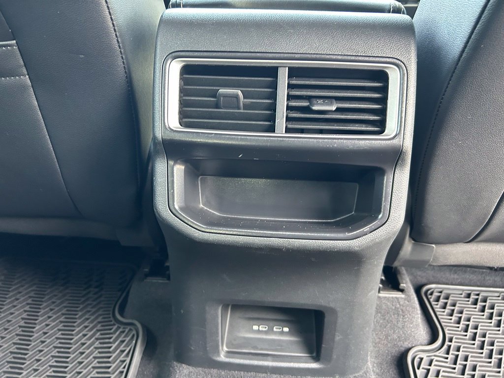 Certified 2024 Volkswagen Atlas Cross Sport SE FWD image 43
