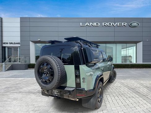 New 2026 Land Rover Defender 110 AWD/4WD image 5