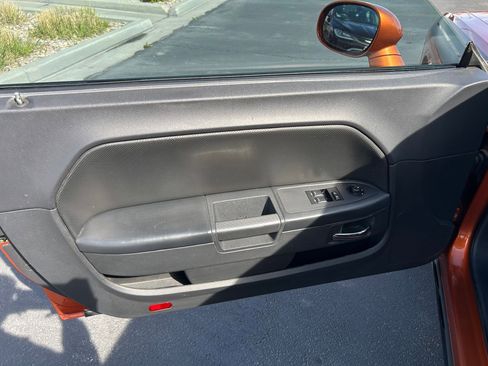 Used 2011 Dodge Challenger R/T RWD image 10