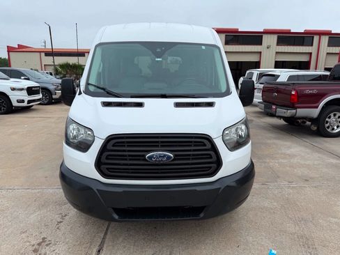 Used 2017 Ford Transit 150 XL RWD image 2
