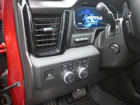 Used 2024 GMC Sierra 1500 AT4 w/ Technology Package AWD/4WD image 13
