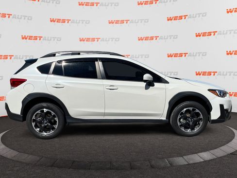 Used 2023 Subaru Crosstrek 2.0i Premium image 6
