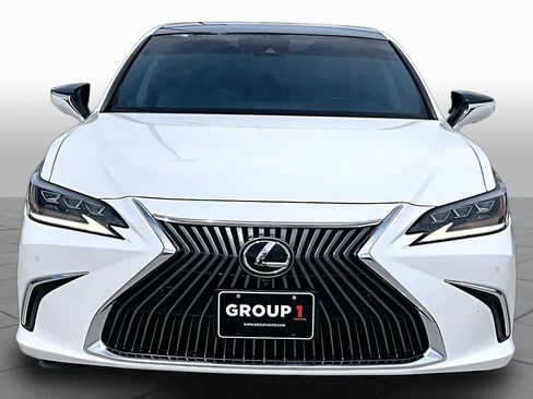 Used 2019 Lexus ES 350 Ultra Luxury w/ Accessory Package 2 FWD image 4