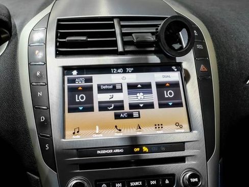 Used 2017 Lincoln MKZ Reserve image 32