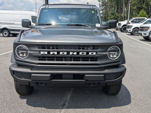 New 2025 Ford Bronco 4-Door image 9