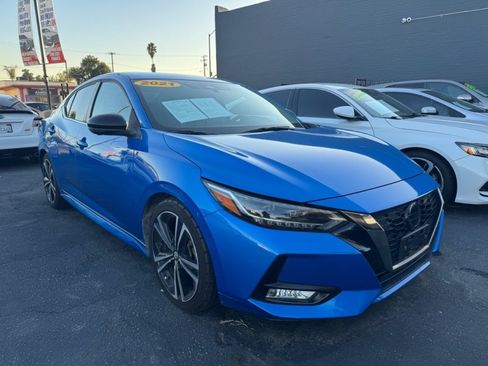 Used 2021 Nissan Sentra SR w/ SR Premium Package FWD image 3
