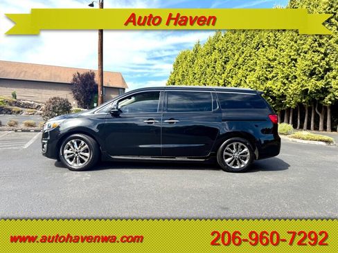 Used 2016 Kia Sedona SX Limited FWD image 5
