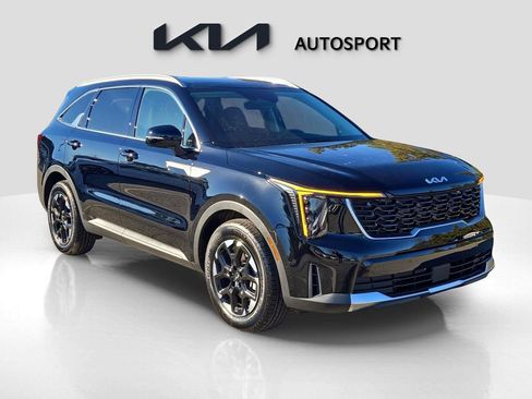New 2026 Kia Sorento S image 3