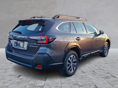 Used 2024 Subaru Outback image 11