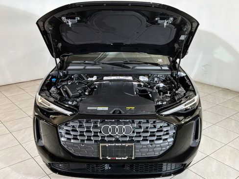 New 2025 Audi Q5 Premium Plus image 15