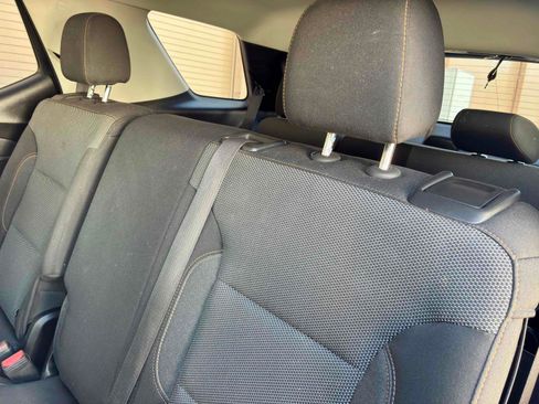 Used 2019 Chevrolet Traverse LS FWD image 50