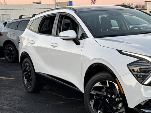 New 2025 Kia Sportage SX image 5