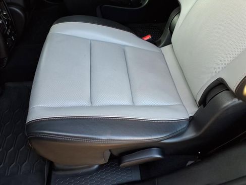 Used 2021 Dodge Durango R/T w/ Tow 'N Go Package image 22