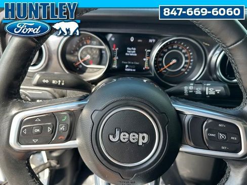 Used 2021 Jeep Wrangler Unlimited Sahara AWD/4WD image 26